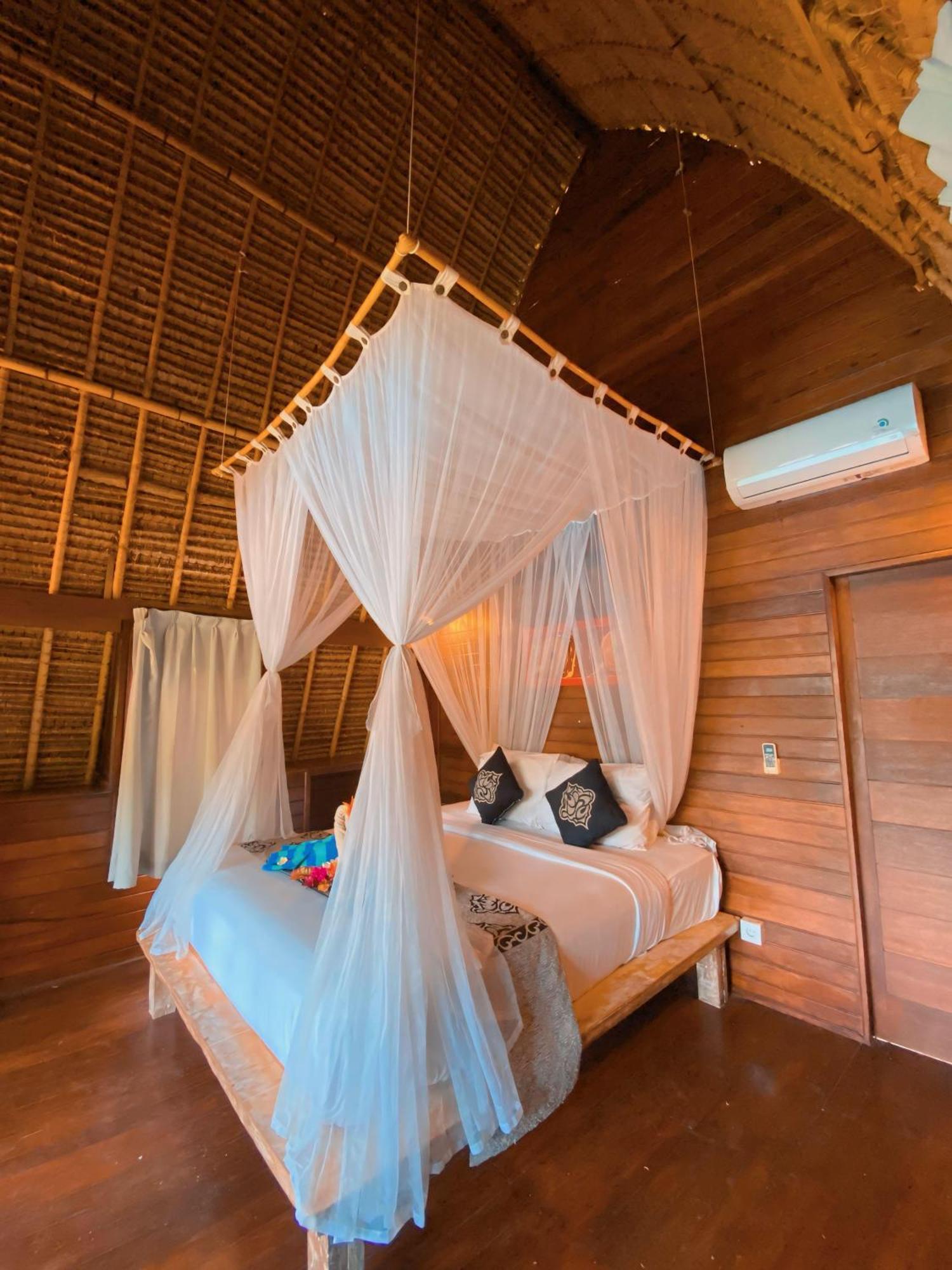 Harta Lembongan Villas Exterior foto